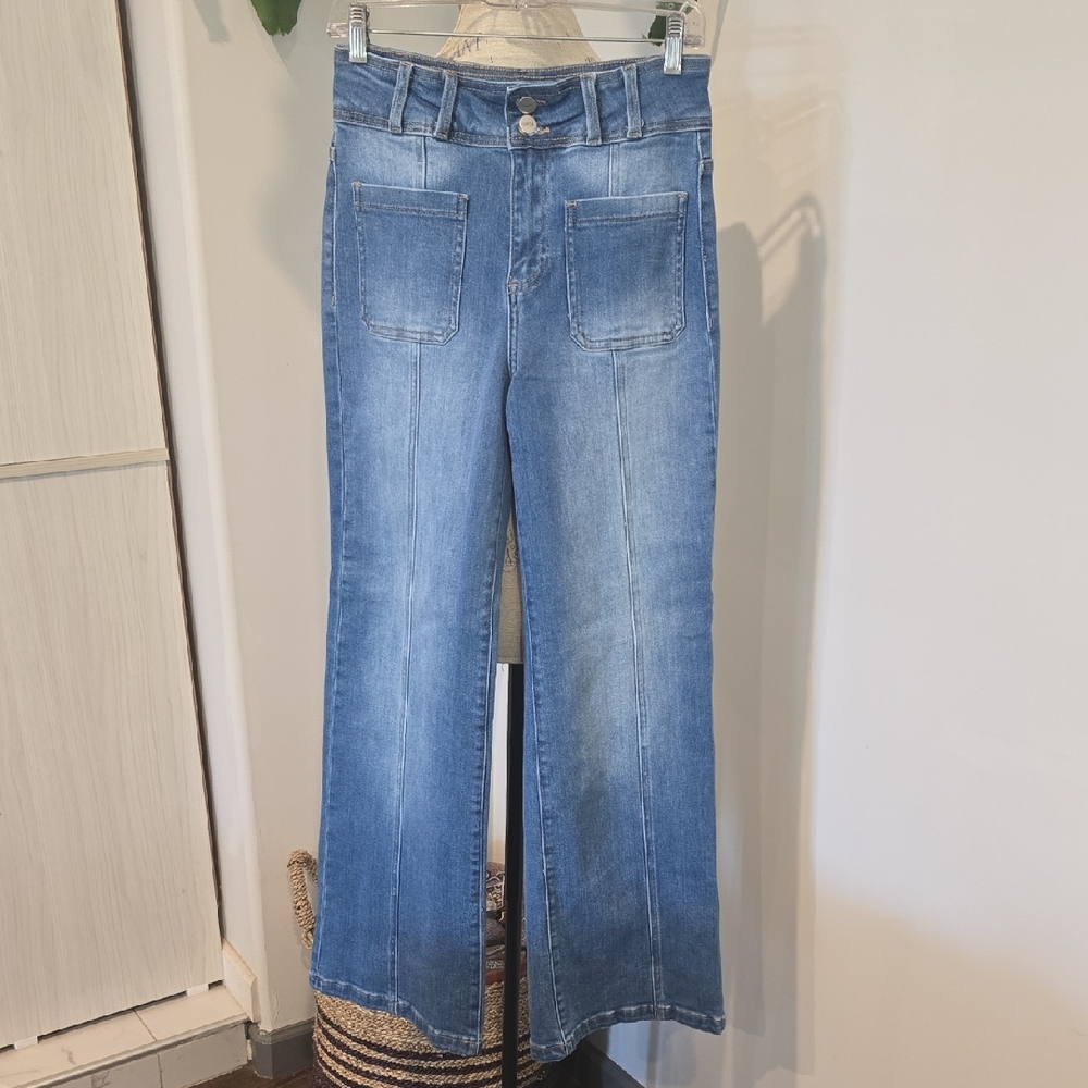Ceros Stylish Light Blue Flare Jeans for Women